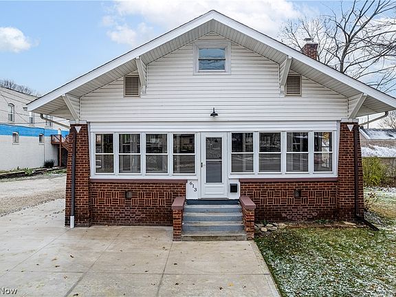 3rd image of 613 Wooster Rd N