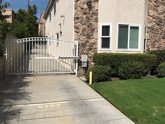 3rd image of 2215 N Frederic St APT A