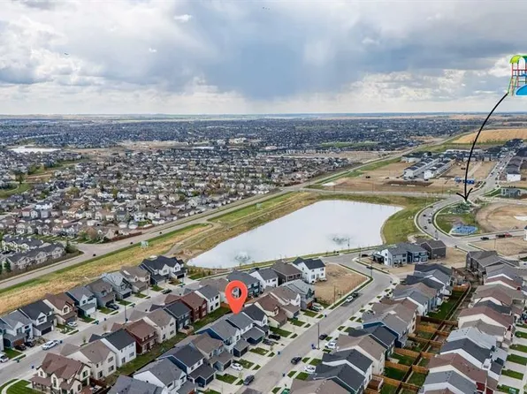 48 W Willow Grn SW, Airdrie, AB T4B 5M3