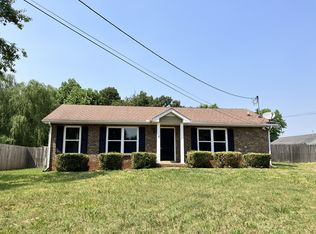 1485 Sunshine Dr, Clarksville, TN 37042