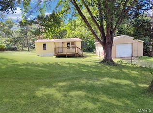 1385 Parkway Dr, Bismarck, MO 63624