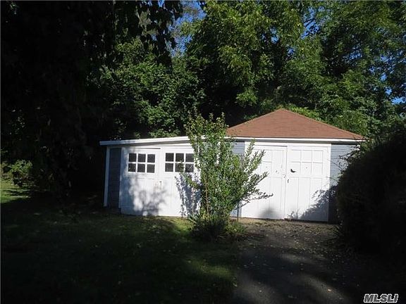 3rd image of 314 Manor Pl
