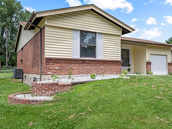 3rd image of 4243 Miletus Dr