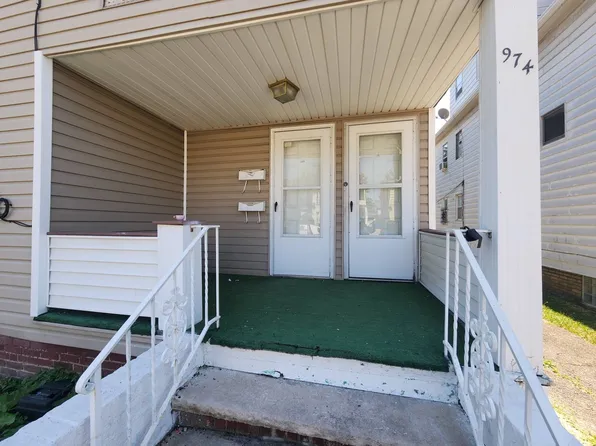 974 Royal Rd Cleveland OH 44110, 974 Royal Rd #Up, Cleveland, OH 44110