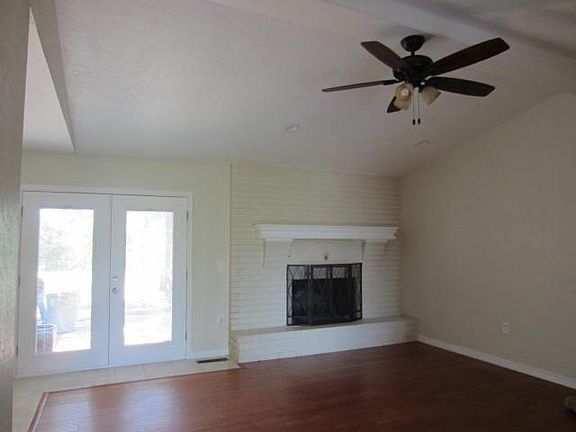 5th image of 1215 Blugil Dr NE