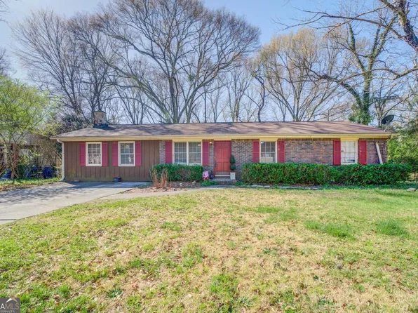 1005 Eastview Rd NE, Conyers, GA 30012