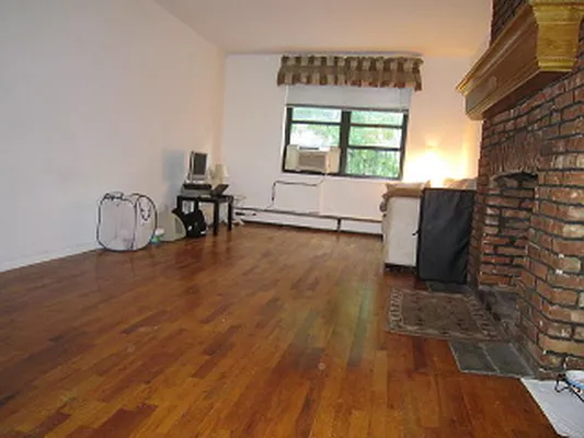 Rented by Carol T. Marino, LREB | media 6