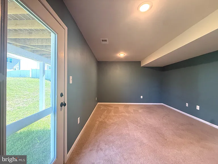 35 Thrower Rd — Photo 20