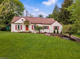 227 S Messner Rd, Akron, OH 44319