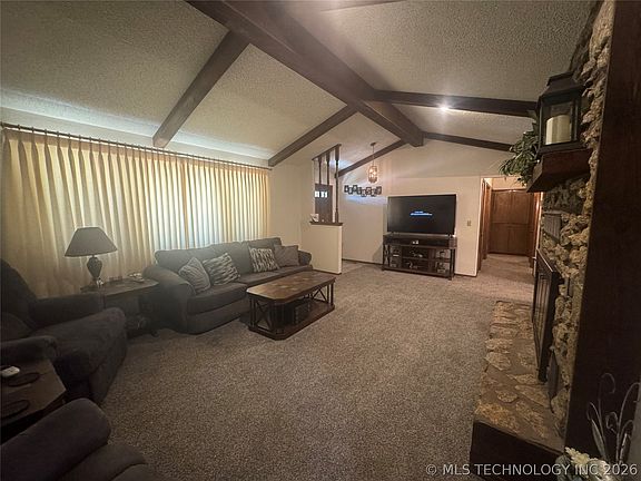 5th image of 909 Bayshore Dr
