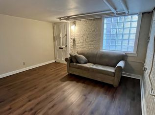 824 S 2nd St #A, Springfield, IL 62704