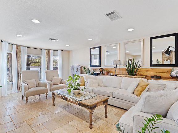 5th image of 1705 Chinati Ct