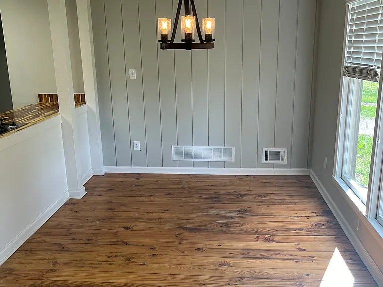 515 Paddock Ln — Photo 9