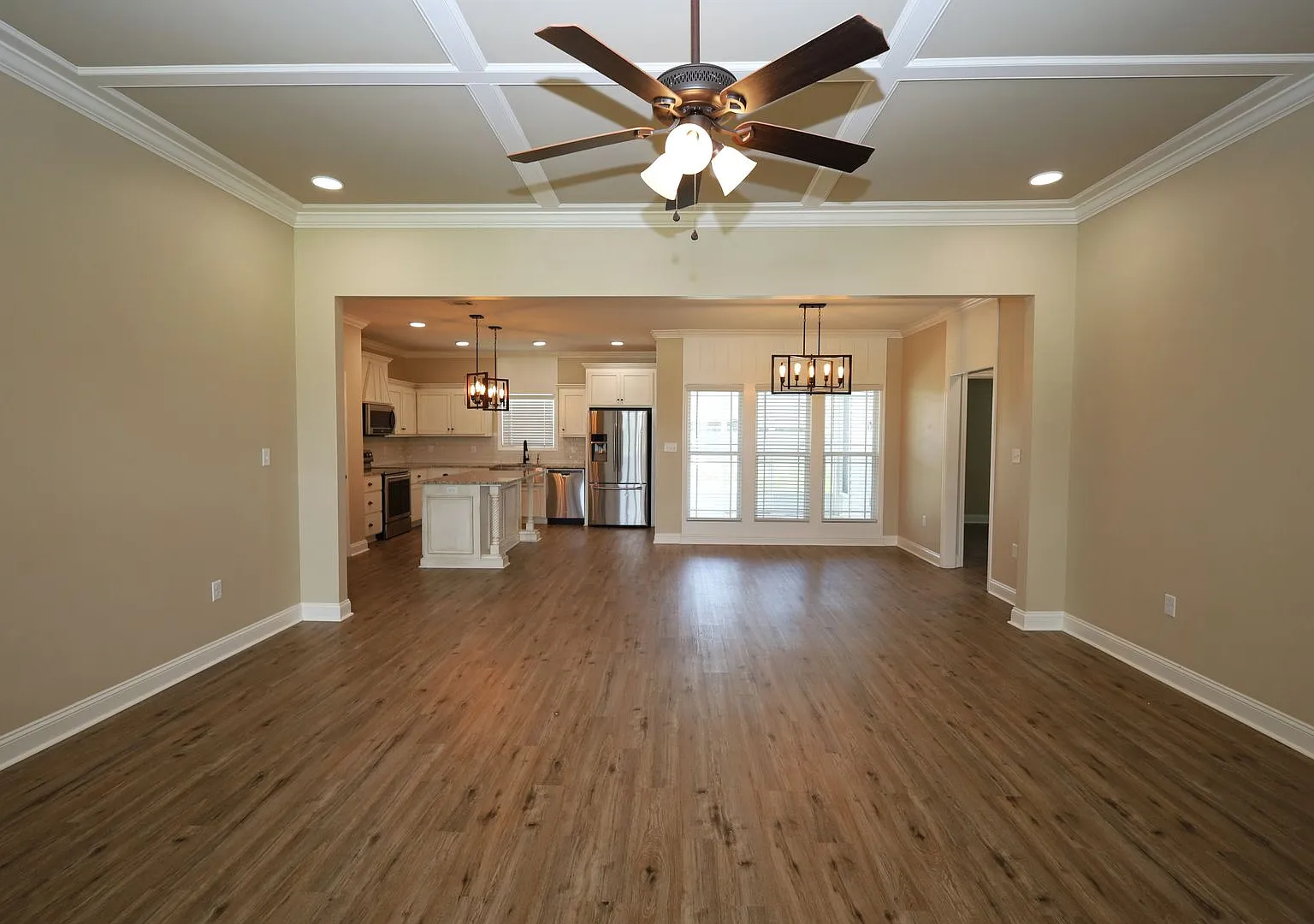 3905 Crusader Court — Photo 4