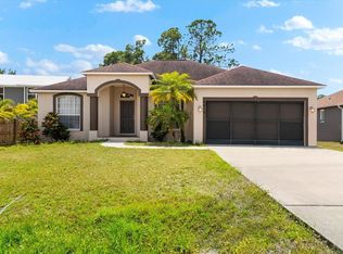 6614 65th Ave E, Bradenton, FL 34203