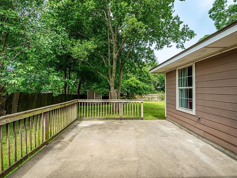 604 S Maxey St — Photo 15