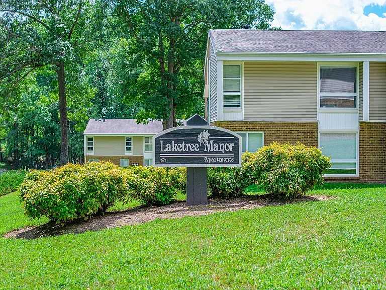 Laketree Manor — Photo 5