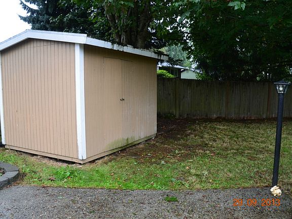 4th image of 21012 4th Ave W