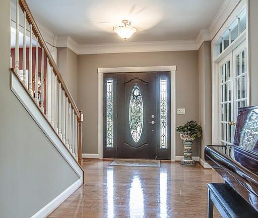 5th image of 204 Benmore Dr