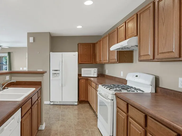 150 W Paseo Celestial — Photo 14
