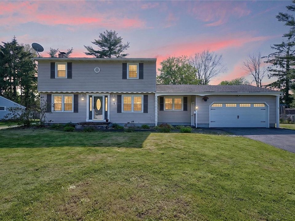 1st image of 19 Kingsberry Dr