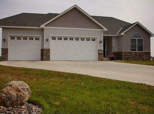 862 Wild Iris Cir, Delano, MN 55328