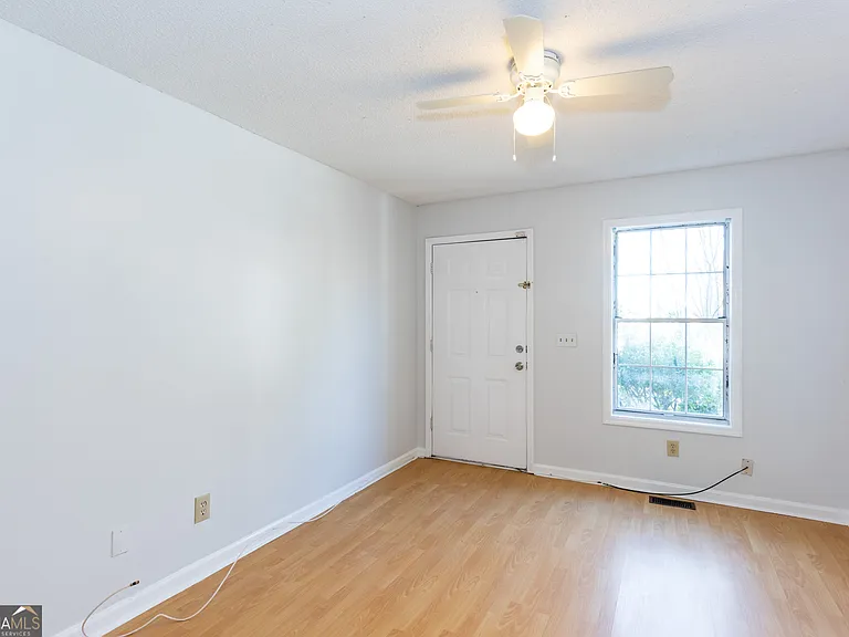 656 Bellemeade Ave NW #B — Photo 5