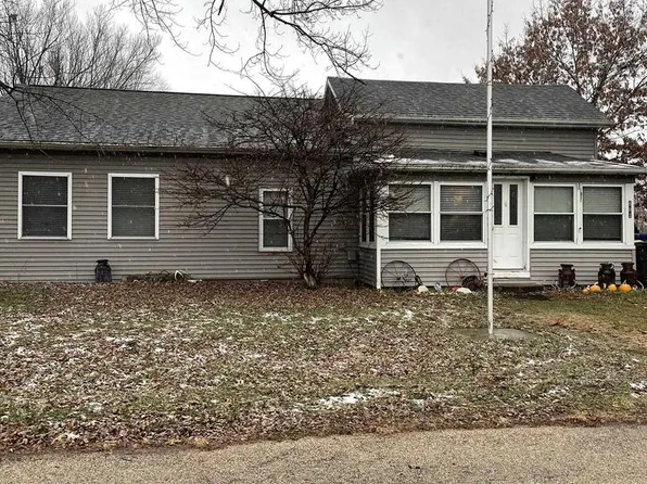 601 Spencer St, Woodman, WI 53827