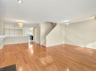 205 Crestview Rd, Bridgewater, NJ 08807