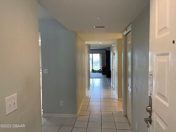 3rd image of 4 Oceans West Blvd APT 301D