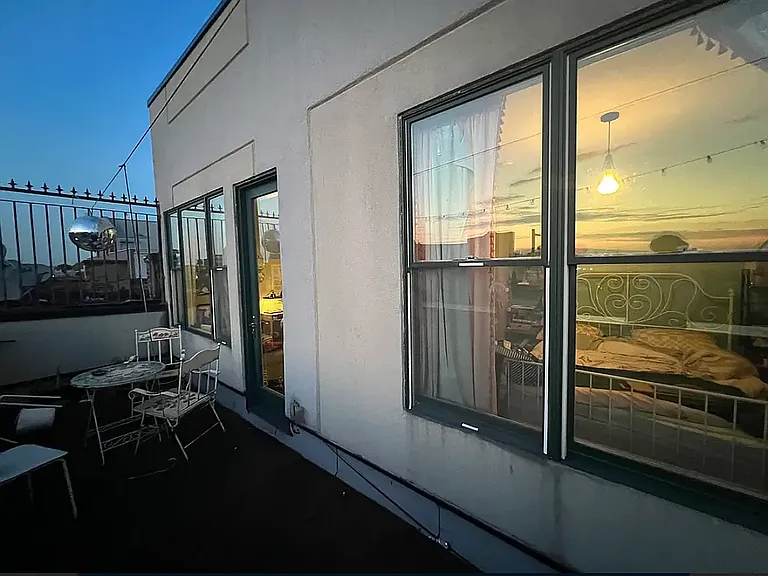 202 Starr St #4R — Photo 59
