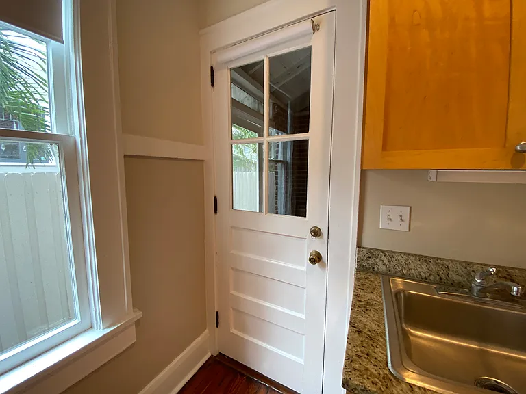 823 S Oregon Ave #1 — Photo 17