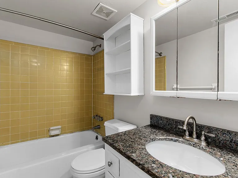 Donegal Place — Photo 15