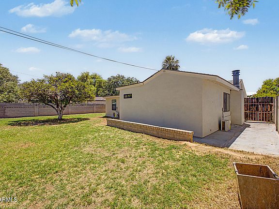 3rd image of 7719 N 17TH Avenue