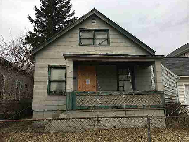9129 Holcomb