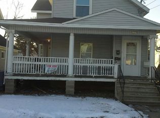 1021 Wright St, Oshkosh, WI 54901