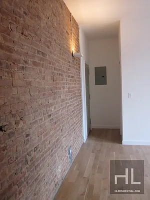 Rented by Highline Residential | media 22