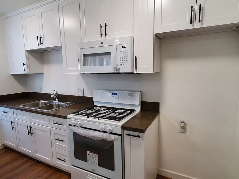 4232 Fair Ave #9 — Photo 4