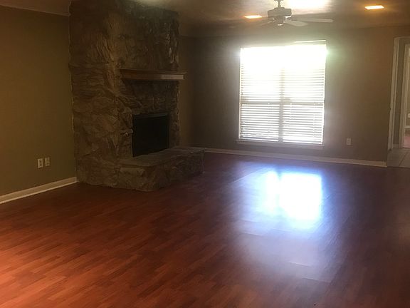 5th image of 4008 San Mateo Dr