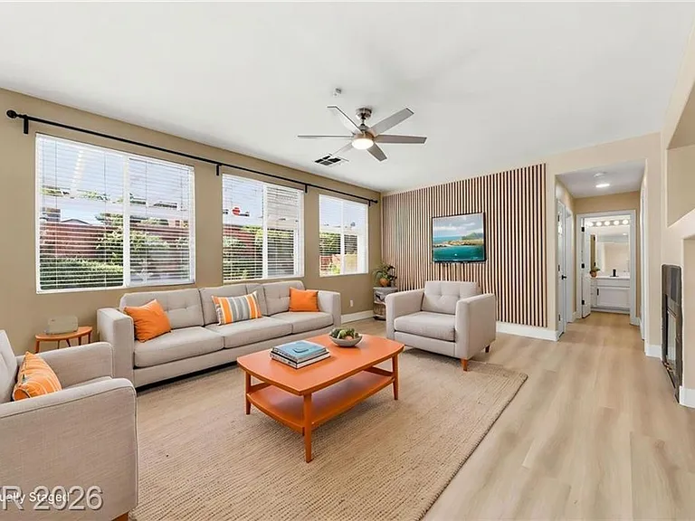 2551 Williamsburg St — Photo 13
