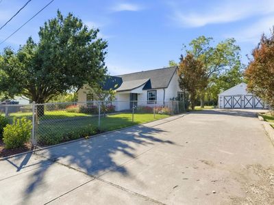 3229 Meadow Oaks Dr, Haltom City, TX, 76117