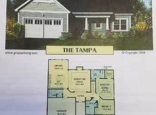 4 Colten Ct, Webster, NY 14580