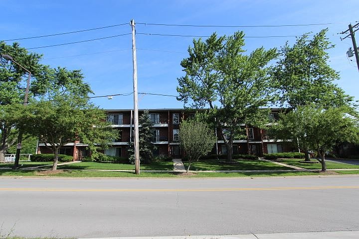 1st image of 410 Crescent Blvd APT 3E