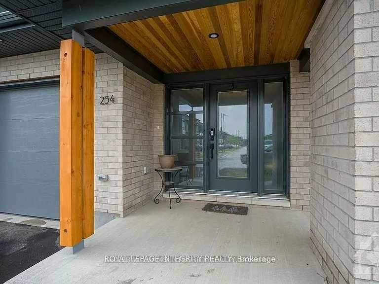 254 Shuttleworth Dr — Photo 2