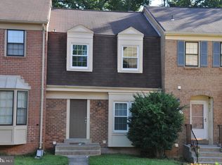 9881 High Water Ct, Burke, VA 22015