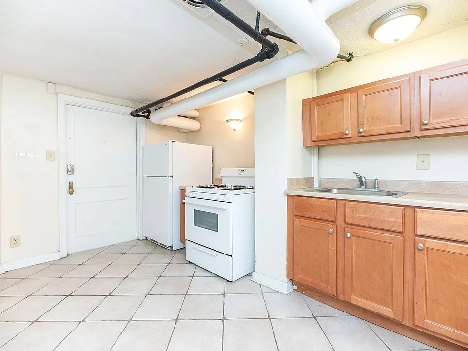 2802 Digby Ave #9