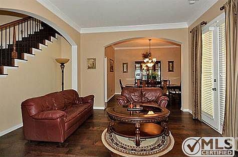 2nd image of 1270 Alamo Ct