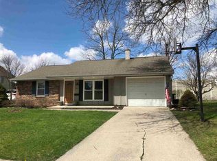 1627 Magnolia Ln, Fort Wayne, IN