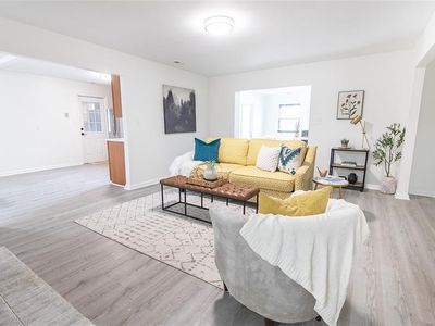 708 Hemlock Cres, Virginia Beach, VA, 23464