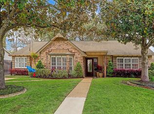 9018 Lupton Ct, Houston, TX 77055